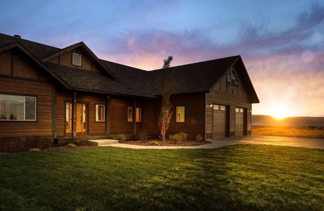 NEW - Deer Springs Chalet