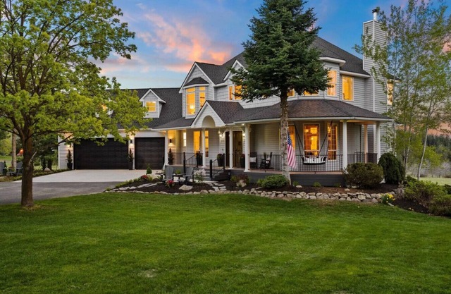 Deerview Lane Farm House Estate