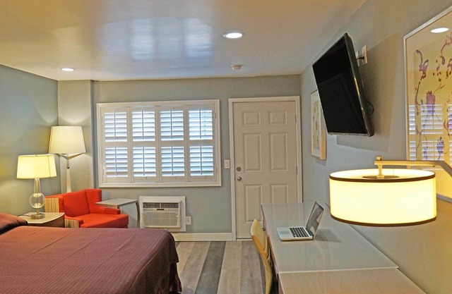 Del Mar Motel