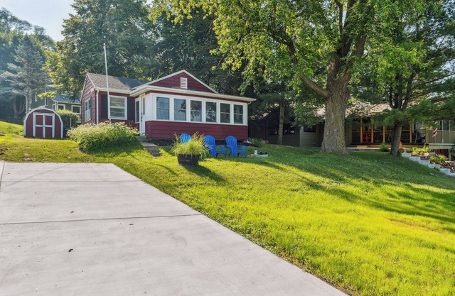 Delavan Retreat w/ Patio on Turtle Lake!