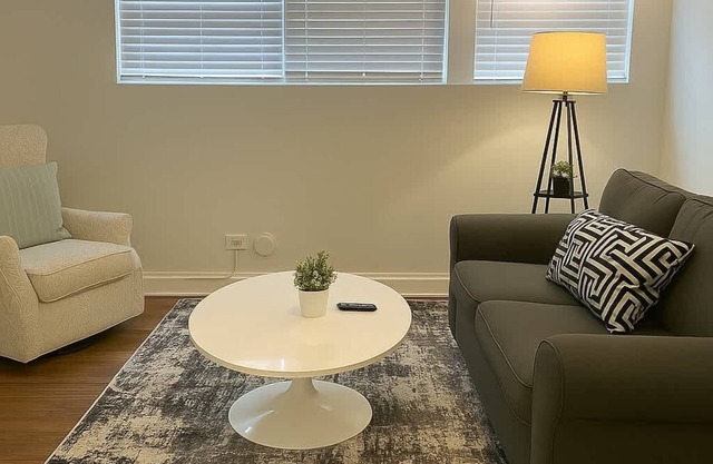 Delightful 1BR Apt in Ravenswood
