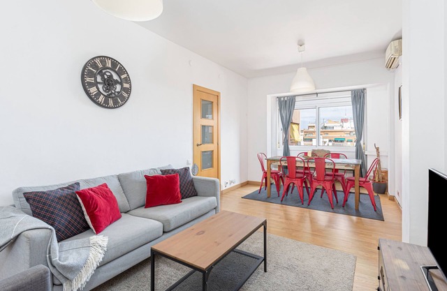 HUTB-075586 Delightful and Modern design apartment, fully equipped