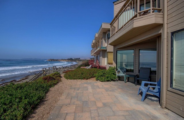 Délicieux BEACHFRONT