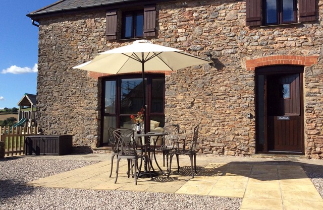 Cottage délicieux, piscine intérieure, famille / animaux acceptés, accès aux plages et landes