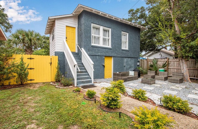 Delightful Dog-Friendly Cottage | Downtown Pensacola | My Beach Getaways