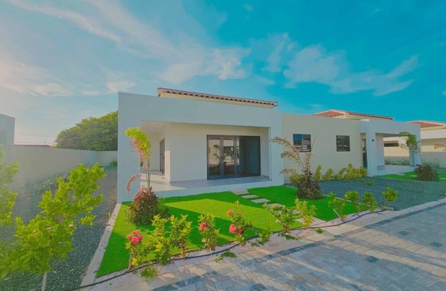Delightful Home w/ Private Pool & Beach Access!