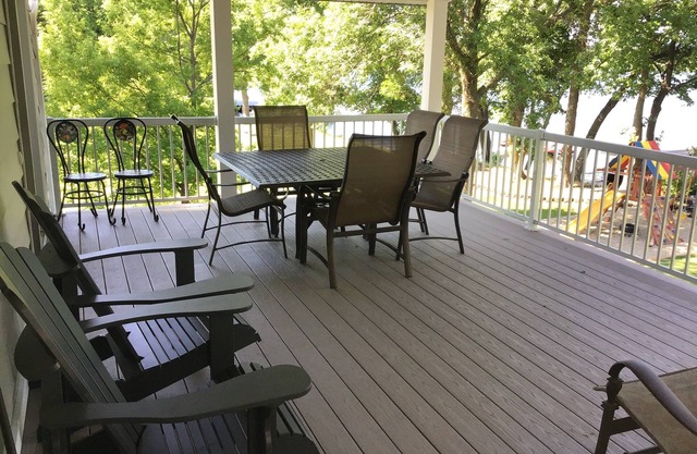 Perfect Lake Home Getaway! 6 chambres, ponton inclus dans la saison