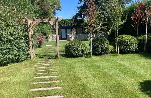 Delightful self contained let in a village setting