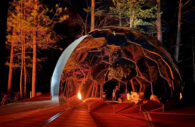 Dells Domes - Riverview Escape - Glamping Dome 4