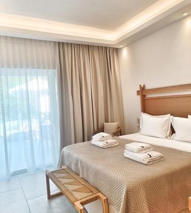 DelMar Suites Syros