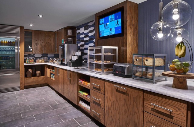Delta Hotels by Marriott Norfolk Airport