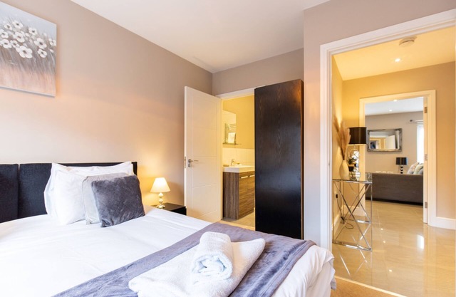 Appartement-de Luxe-Salle de bain privée séparée-Vue ville