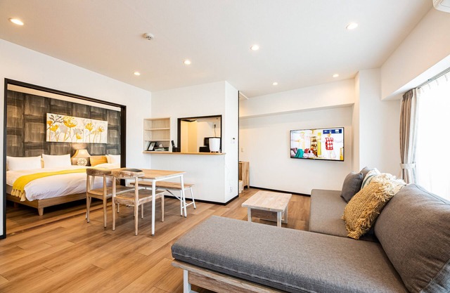 Deluxe Apartment 3 Double Beds 1 Single Bed Room for 7 people / Fukuoka Fukuoka