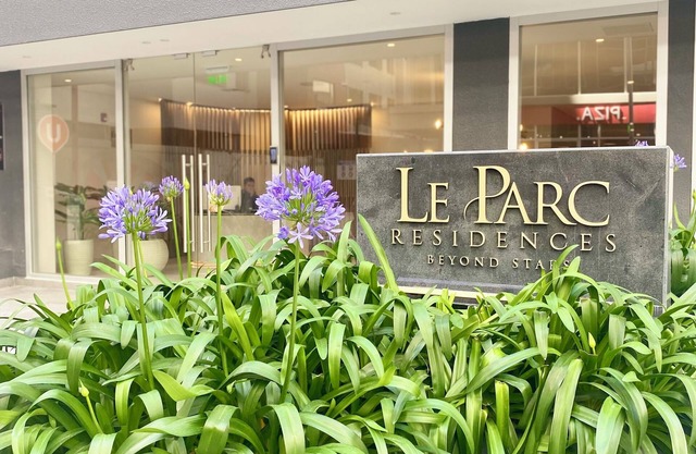 Deluxe apartment Le Parc ResidencesnDisfruta de Lujo y comodidad