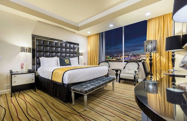 Deluxe Casino Resort & #1 Restaurant Formula 1 race week in Fabulous Las Vegas!