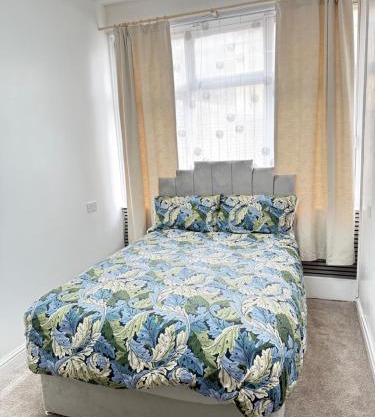 Deluxe Centre Private Apartment - Self Check In - Cctv - Free Parking