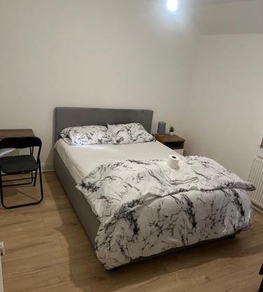 Deluxe Double Bedroom Manchester