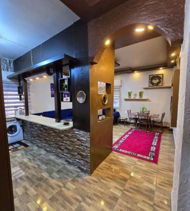Deluxe Furnished Studio Jubaiha