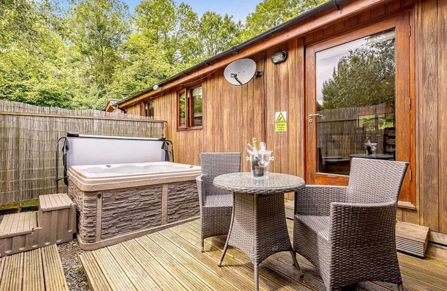 Deluxe lodge designed with luxury in mind.