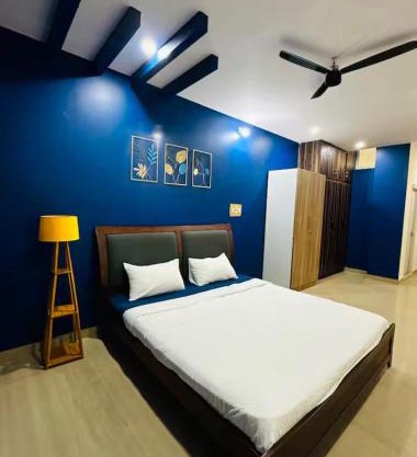 Deluxe Rooms near Tree Park Metro station Whitefield