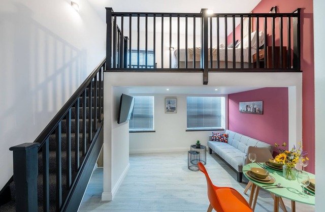 Triple-de Luxe-Douche-2nd floor