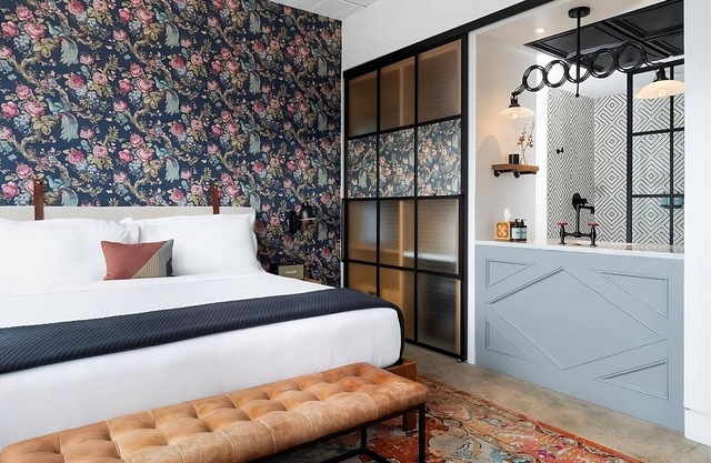 Deluxe Studio Room at ARRIVE Memphis, Pet-Friendly Property Parking Onsite