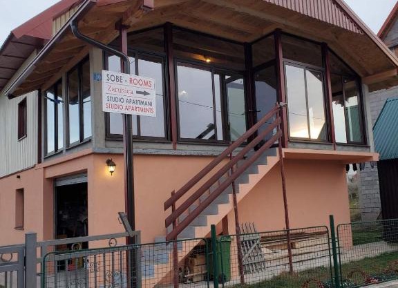 Deluxe Studio & Rooms Zarubica