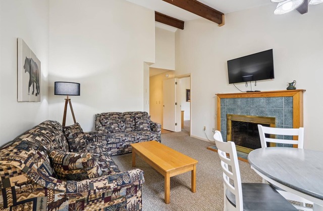 Suite 2 Chambres Deluxe au 1er étage avec piscine chauffée