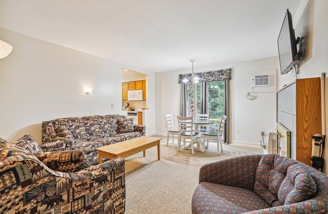 Suite 2 Chambres Deluxe au 1er étage avec piscine chauffée