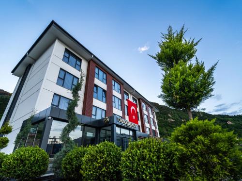 Demederon Hotel