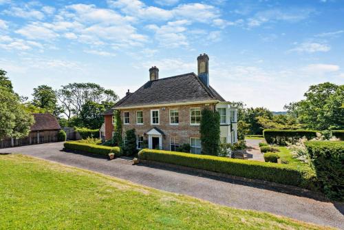 Denswood House