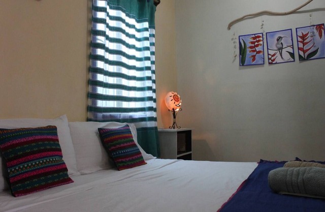 Depa Hummingbird Hermitage, King Size