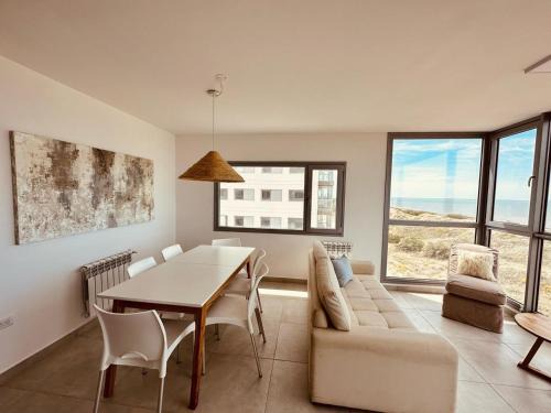 Departamento de lujo con vista al mar