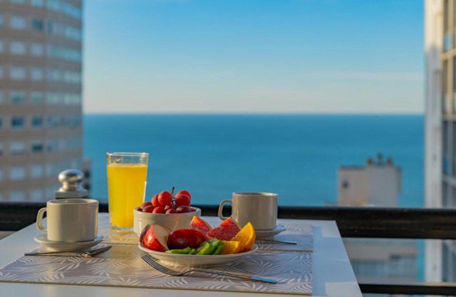 Departamento Varese Güemes Alta Gama Luxury 4/5 Pax Vista Mar