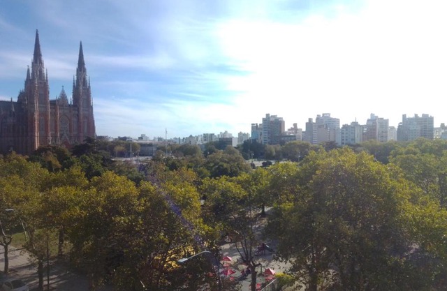 Depto Plaza Moreno