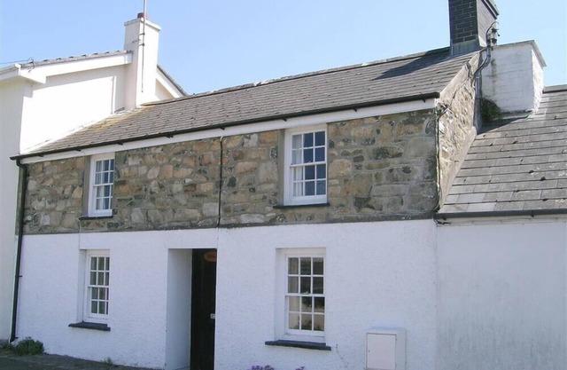 Derlwyn, NEWPORT, PEMBROKESHIRE