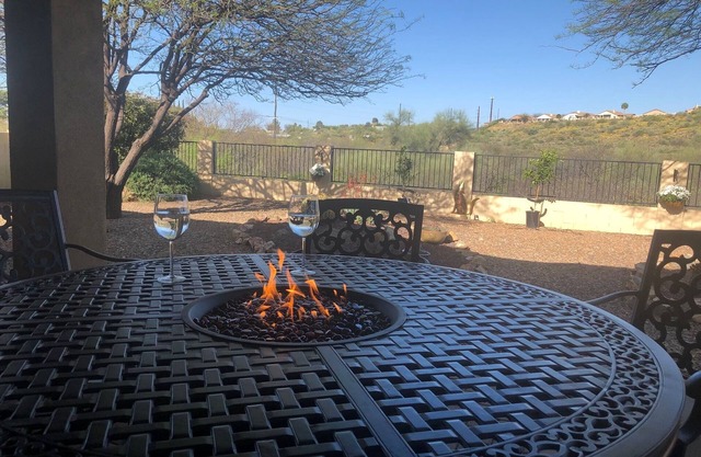 DESERT AND MOUNTAIN VISTAS!