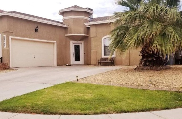 DESERT OASIS - ENTIEREMENT BELLE MAISON !!