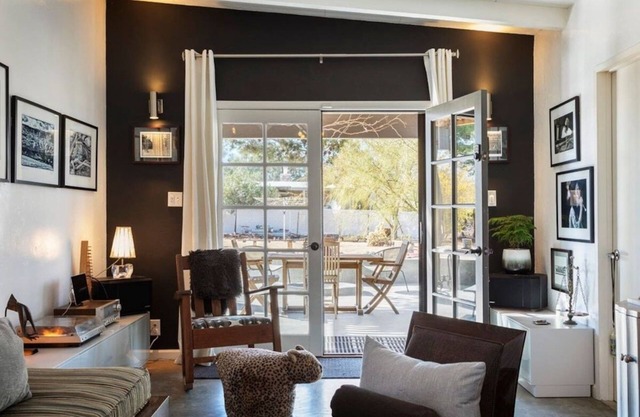 Desert Oasis Retreat the heart of Joshua Tree