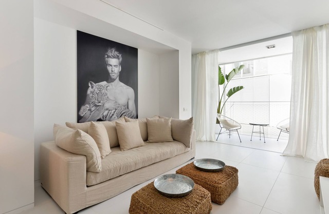 Appartement design pour 4 personnes au meilleur endroit. Devant PACHA & Lio.