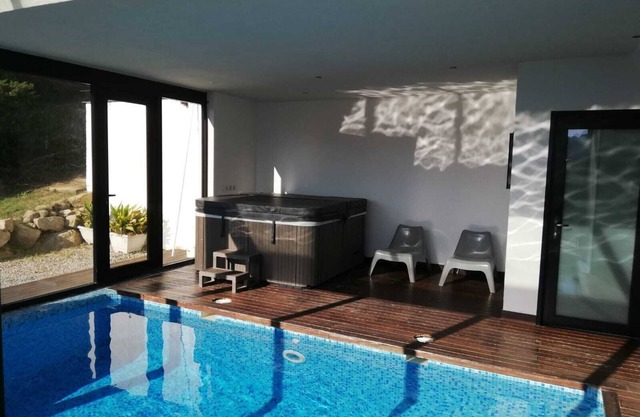 Design Villa près de la plage et la ville de Barcelone