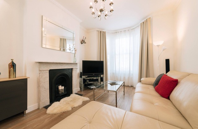 Maison design de 3 chambres et 3 salles de bain à Royal Greenwich, près de The O2