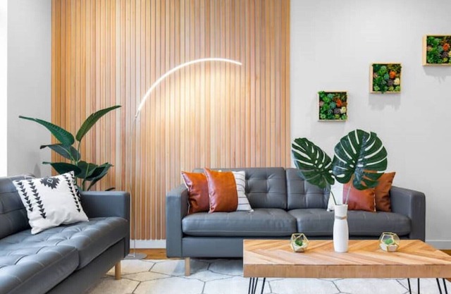Designer Ballard 3B2B Home w/ Rooftop & Parking