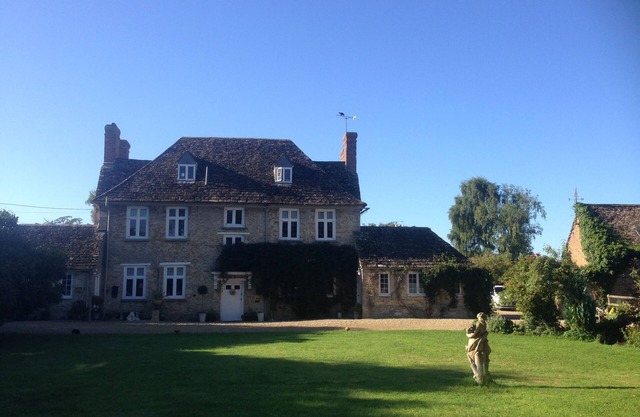 BUSCOT MANOR LUXURY HOUSE-Prestige-Maison-Salle de bain privée séparée-Vue su...