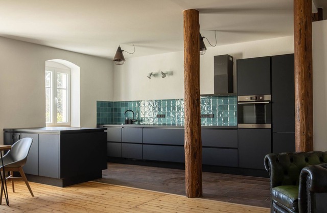Designwohnung auf Gutshof mit Sauna und 3 Schlafzimmern Zwischen Leipzig und DD