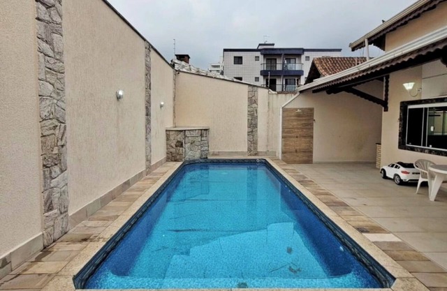 Detached cinema house, excellent location in the Guilhermina neighborhood