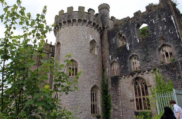 Hyfrydle House - Hotel Price Buster Mold (Sleep 5)
