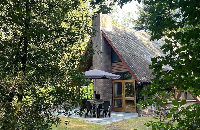 Detached 6-person bungalow