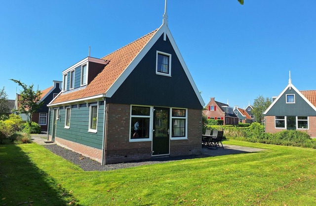 Bungalow indépendant avec 3 chambres à coucher et 2 salles de bains