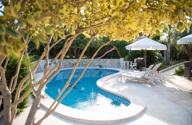 Maison individuelle avec piscine - 1 minute à pied de la plage